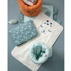 Protège-Carnet De Santé*Petit à petit Au cœur de la jungle Protège carnet de santé de Eucalyptus