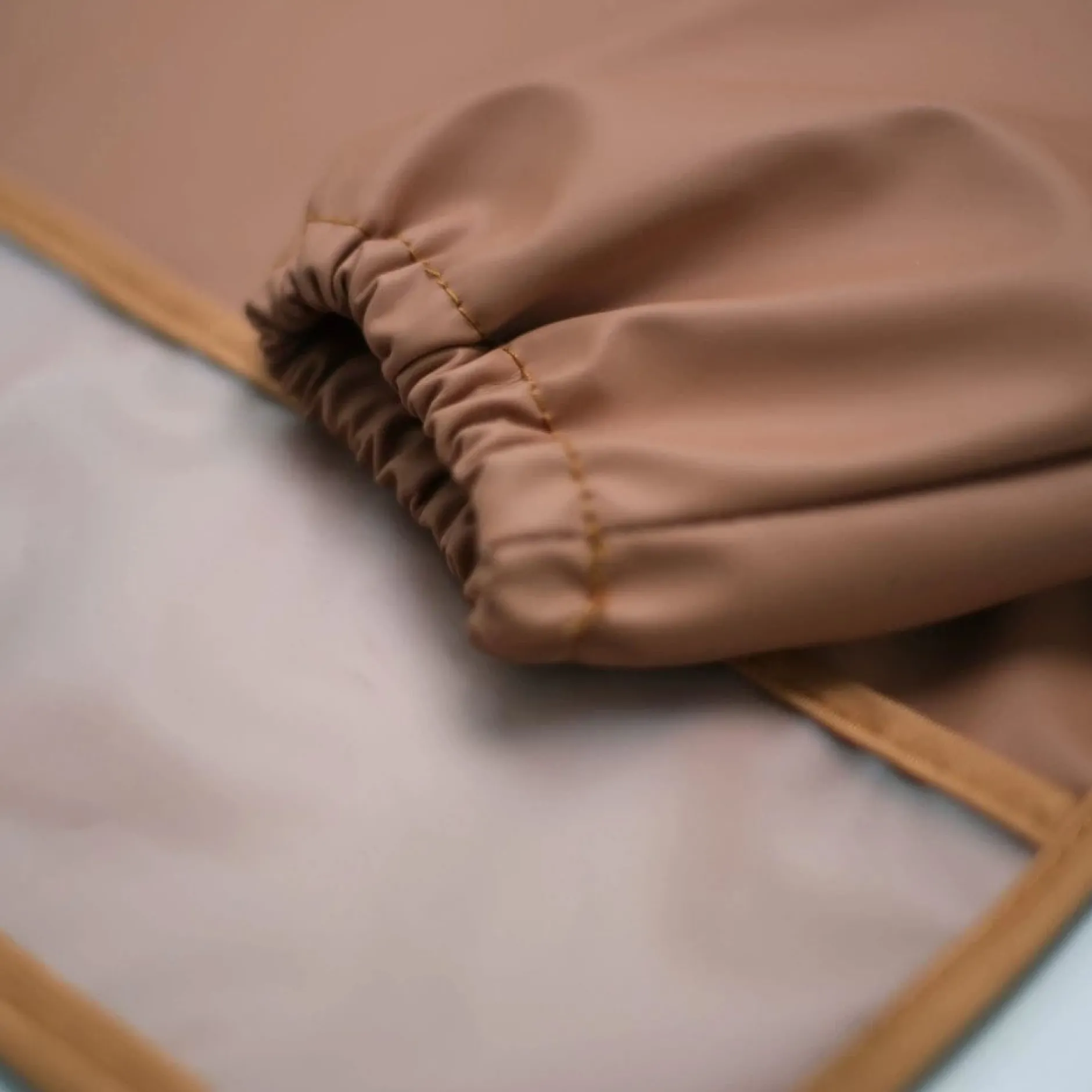 Bavoirs*Trois Kilos Sept Bavoir tablier pour bébé de Sable