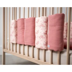 Tours De Lit*Petit à petit Bonne nuit les chatons Tour de lit de Pink Terra