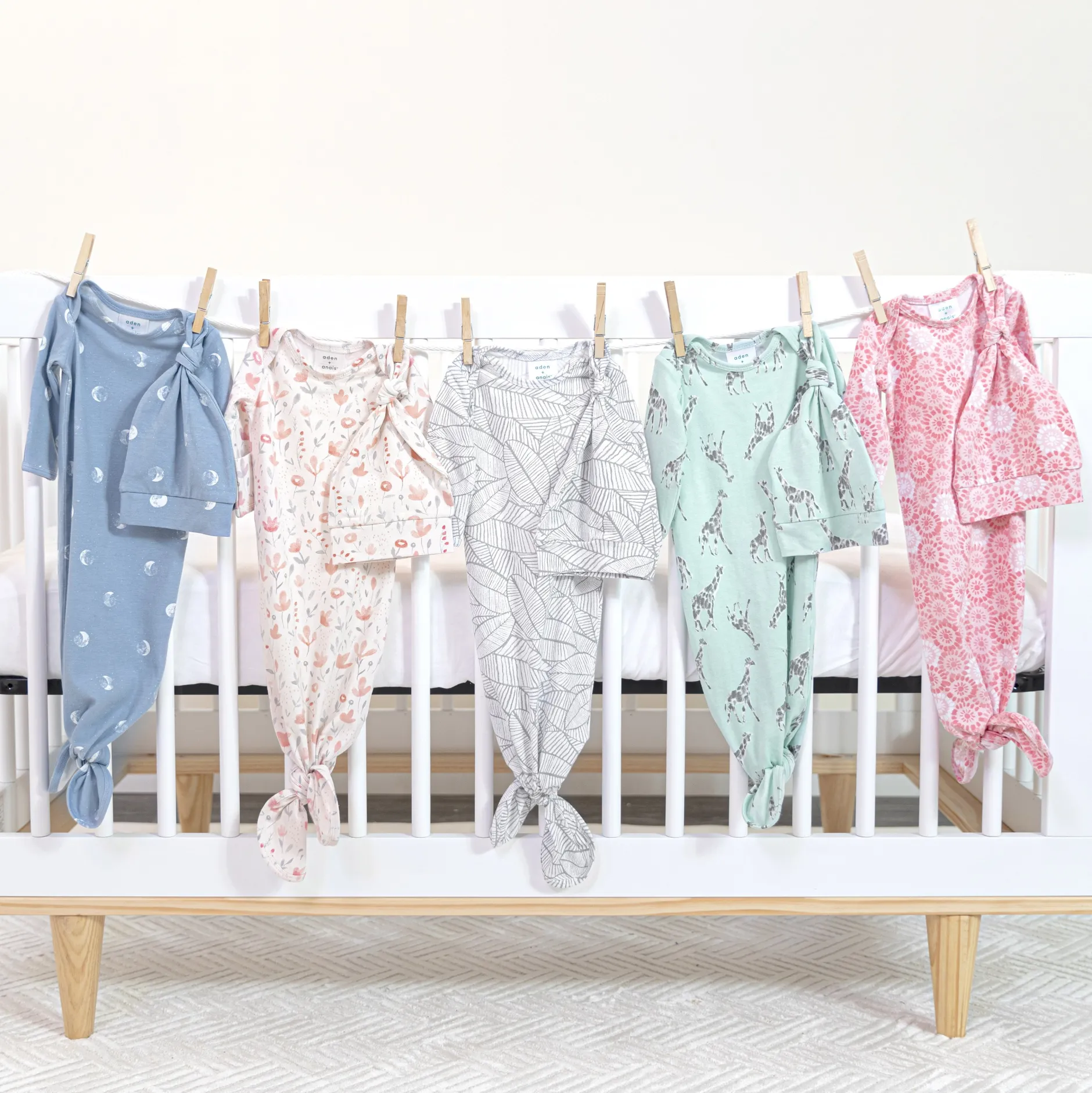 Pyjamas|Pyjamas*aden + anais essentials Coffret cadeau nouveau-né combinaison + bonnet à nouer 0-3 mois de Blue Moon
