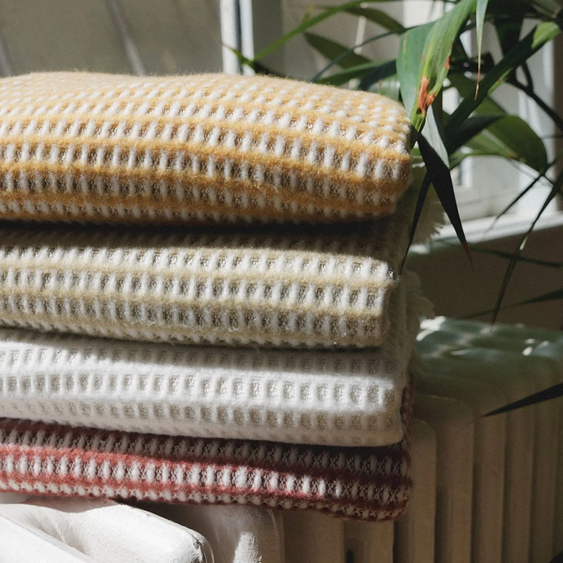 Couvertures*P'tit Dodo Couverture honey bee 80 x 100 cm de Crème