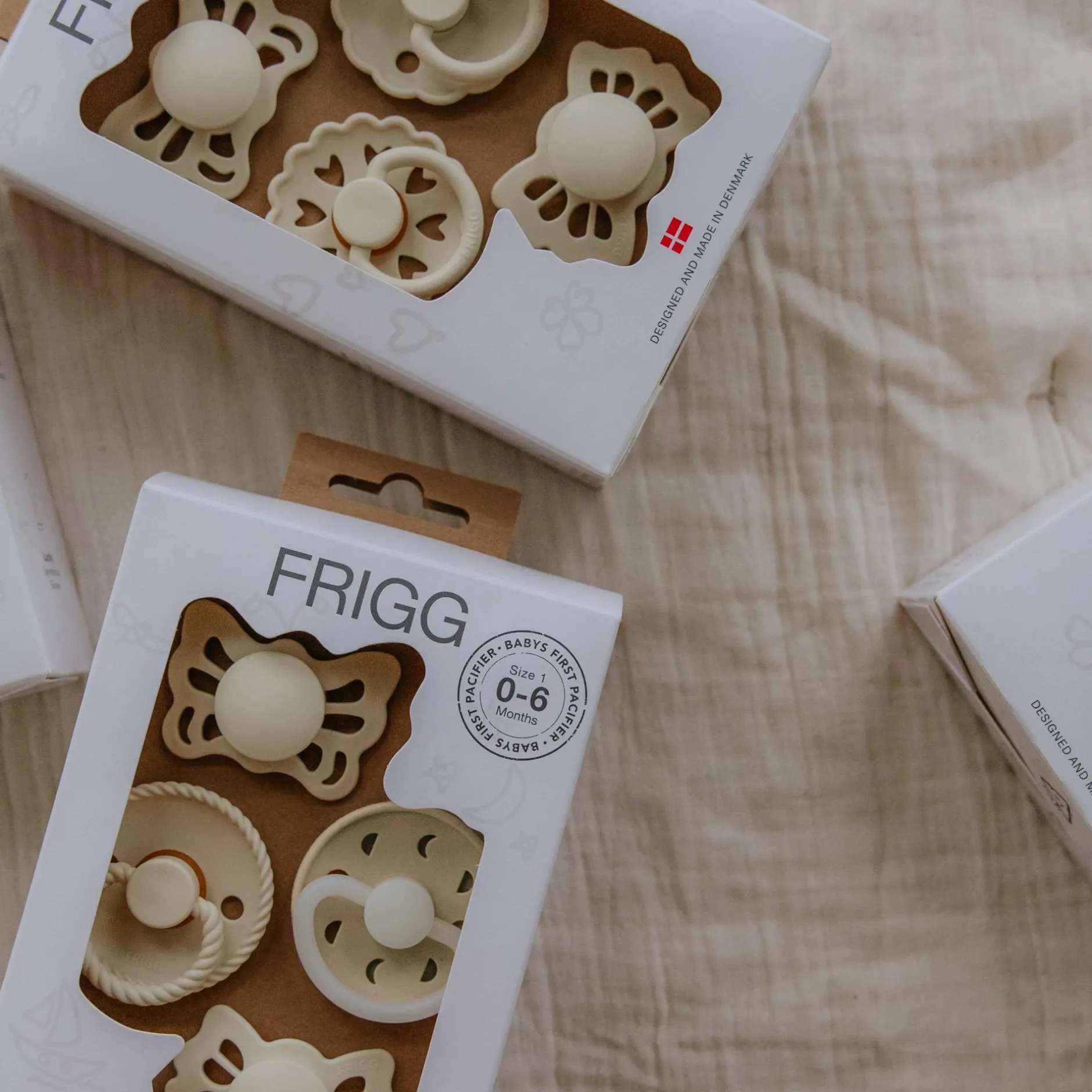 Sucettes*Frigg Lot de 4 Sucettes First de Blush