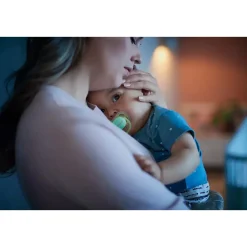 Sucettes*Philips AVENT Lot de 2 sucettes Ultra Air Nuit Aléatoire 0 - 6 mois de