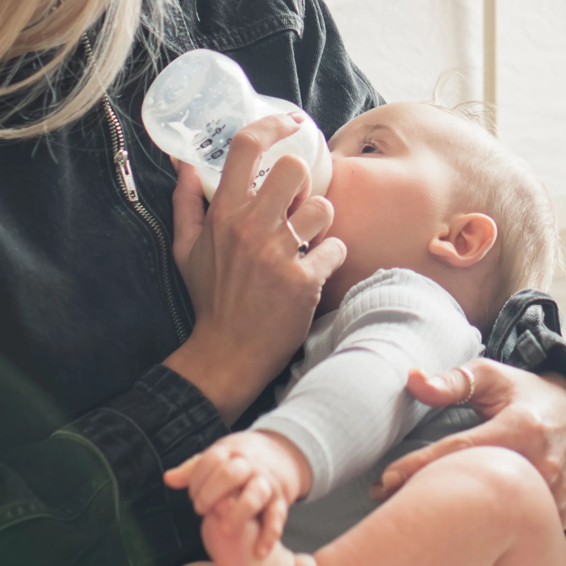 Tétines*Tommee Tippee Lot de 2 tétines Closer to Nature Débit rapide de Transparent