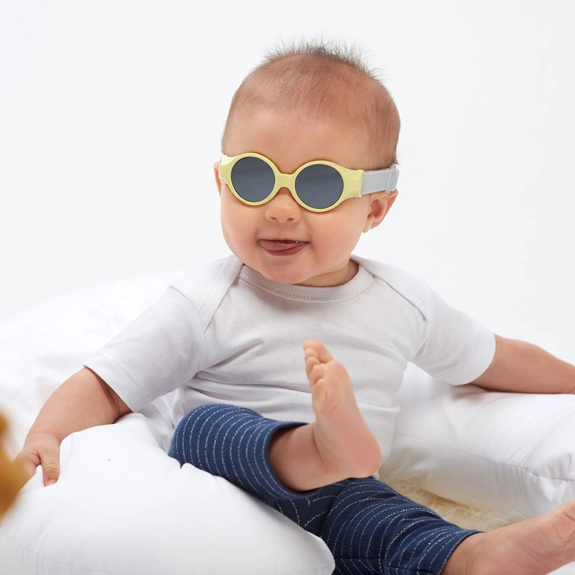 Lunettes De Soleil*Béaba Lunettes bandeau 0-9 mois de Jaune pastel