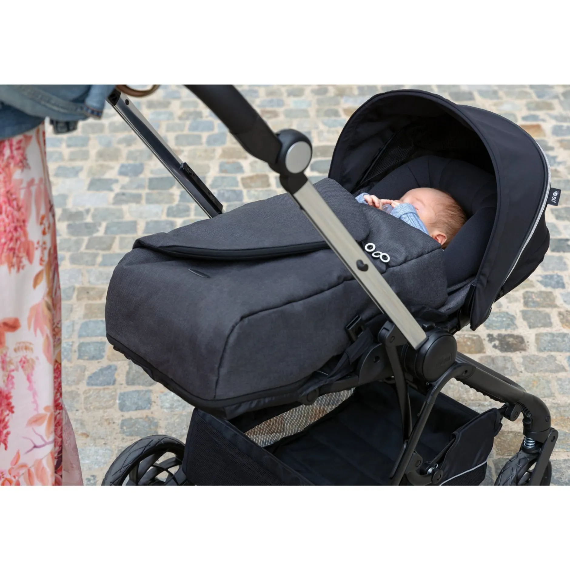 Gigoteuses & Nids D'Ange|Tout Pour Vos Balades*Chicco Nid d'ange Poussette One4Ever de Black