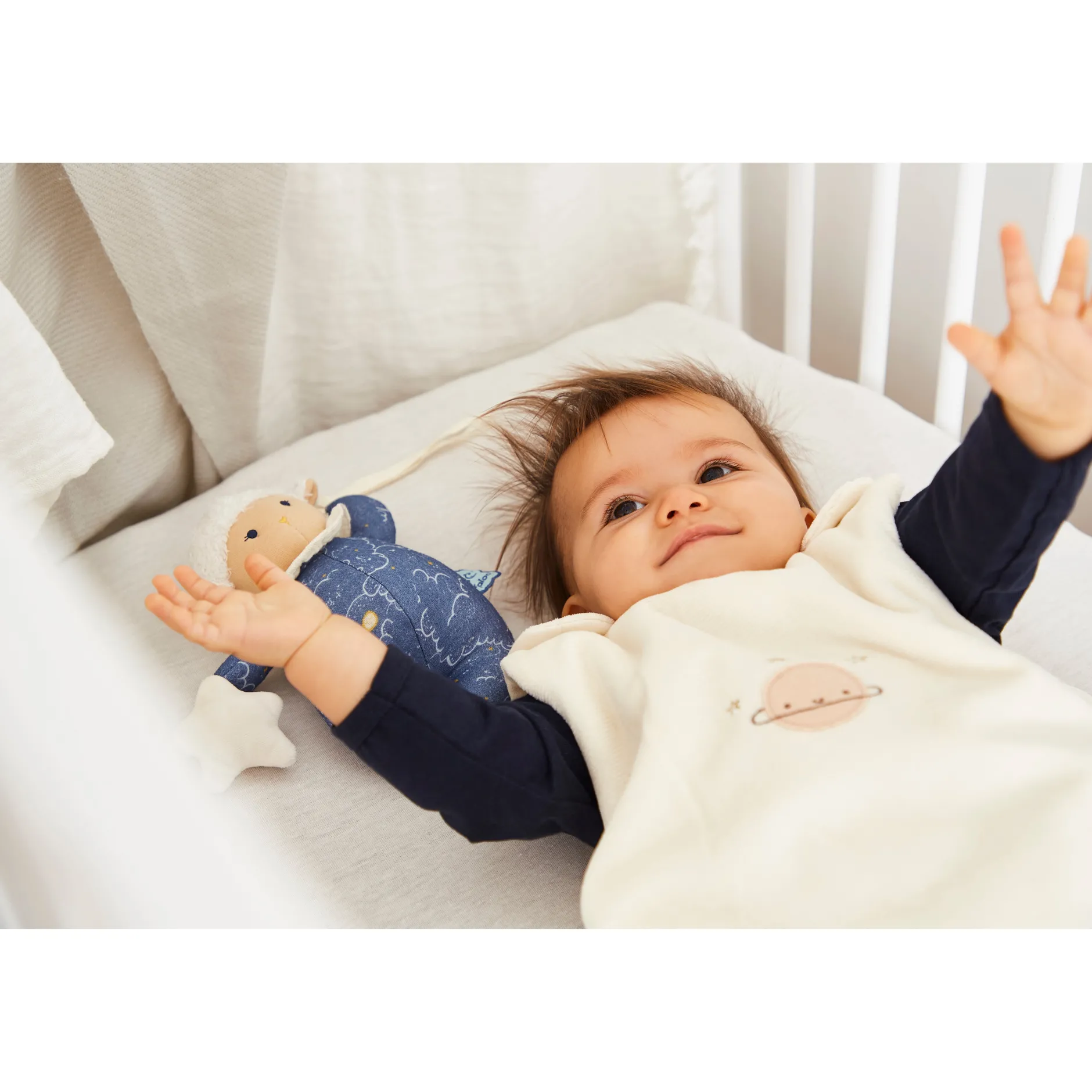 Peluches Musicales*Kaloo Peluche musicale nomade de Mouton éveillé