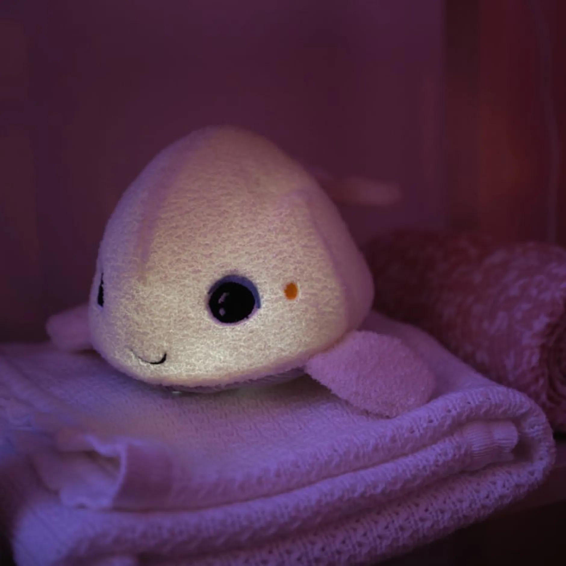 Veilleuses*Pabobo Peluche veilleuse de Béluga