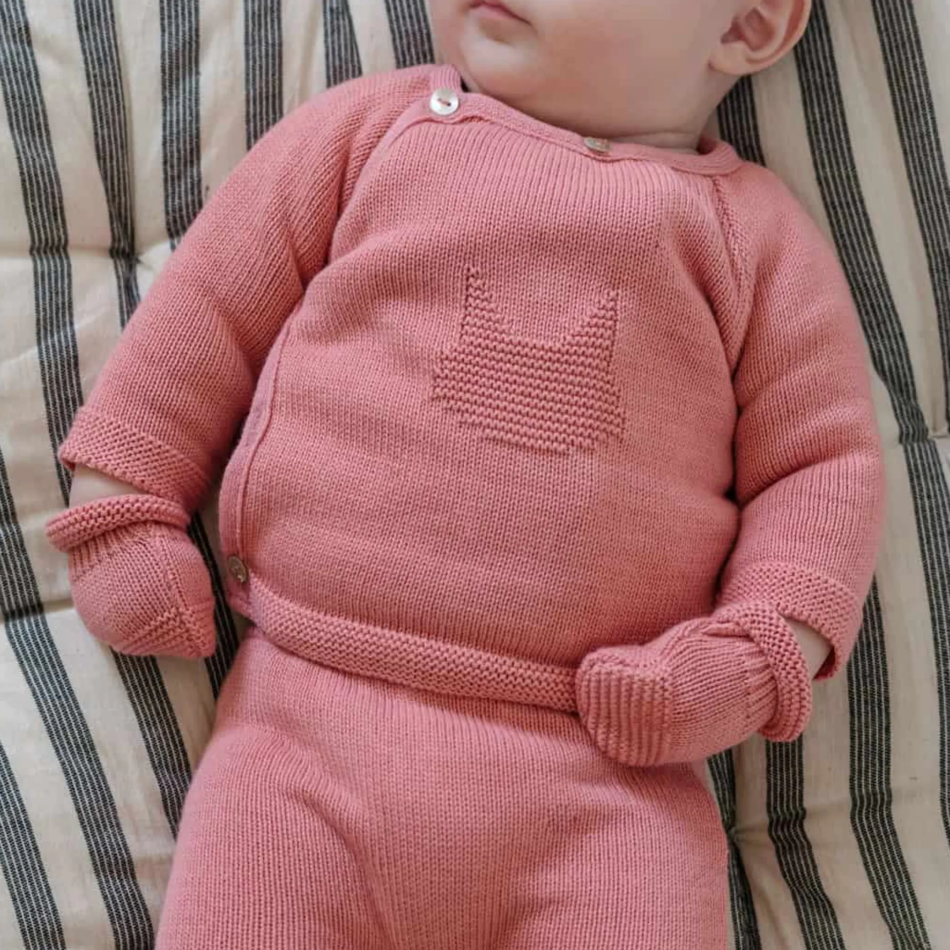 Vêtements Naissance*La Manufacture de Layette Petits chats Brassière en tricot de Bleu Orage