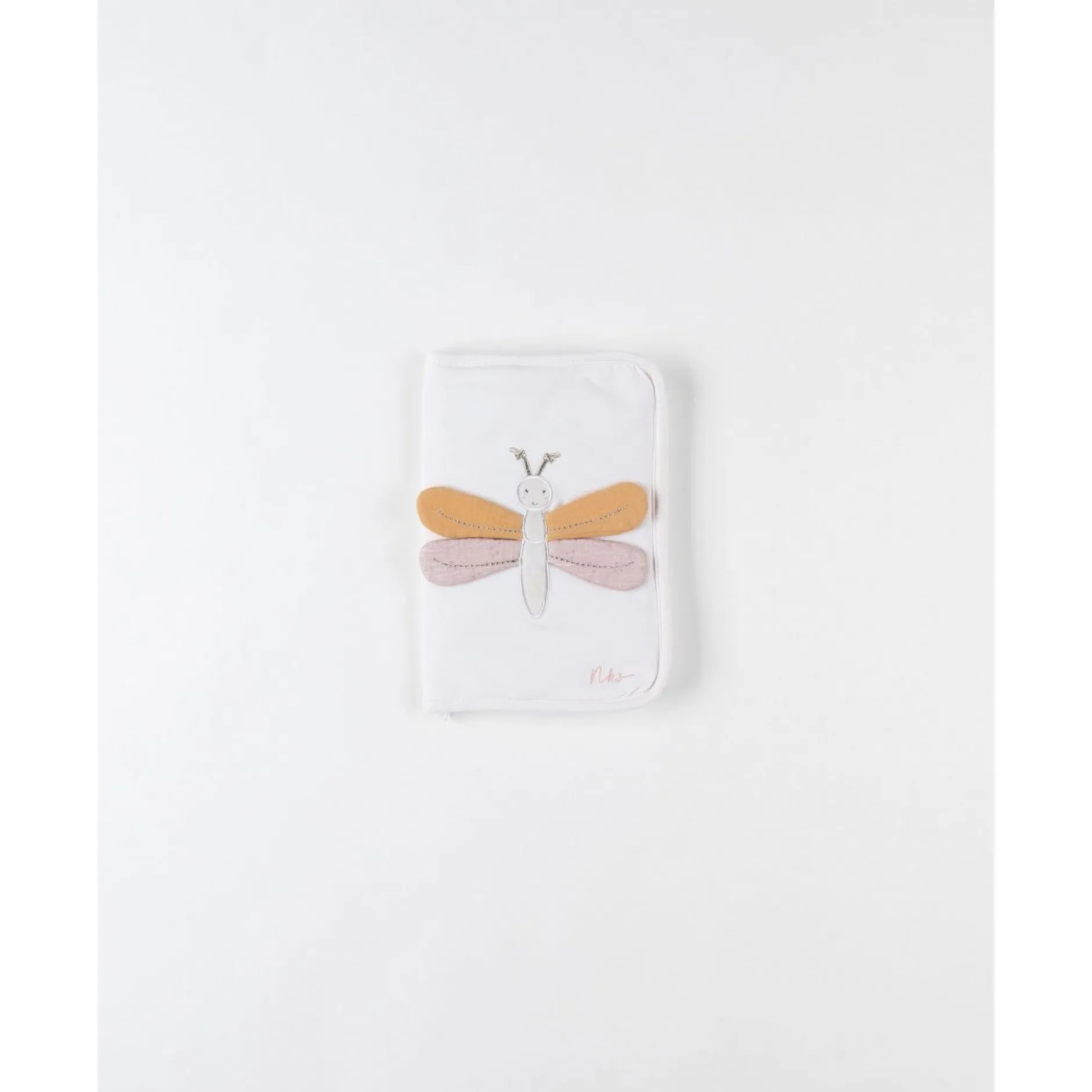 Protège-Carnet De Santé*Noukies Popsie, Gigi & Louli Protège carnet de santé libellule Jersey de ecru