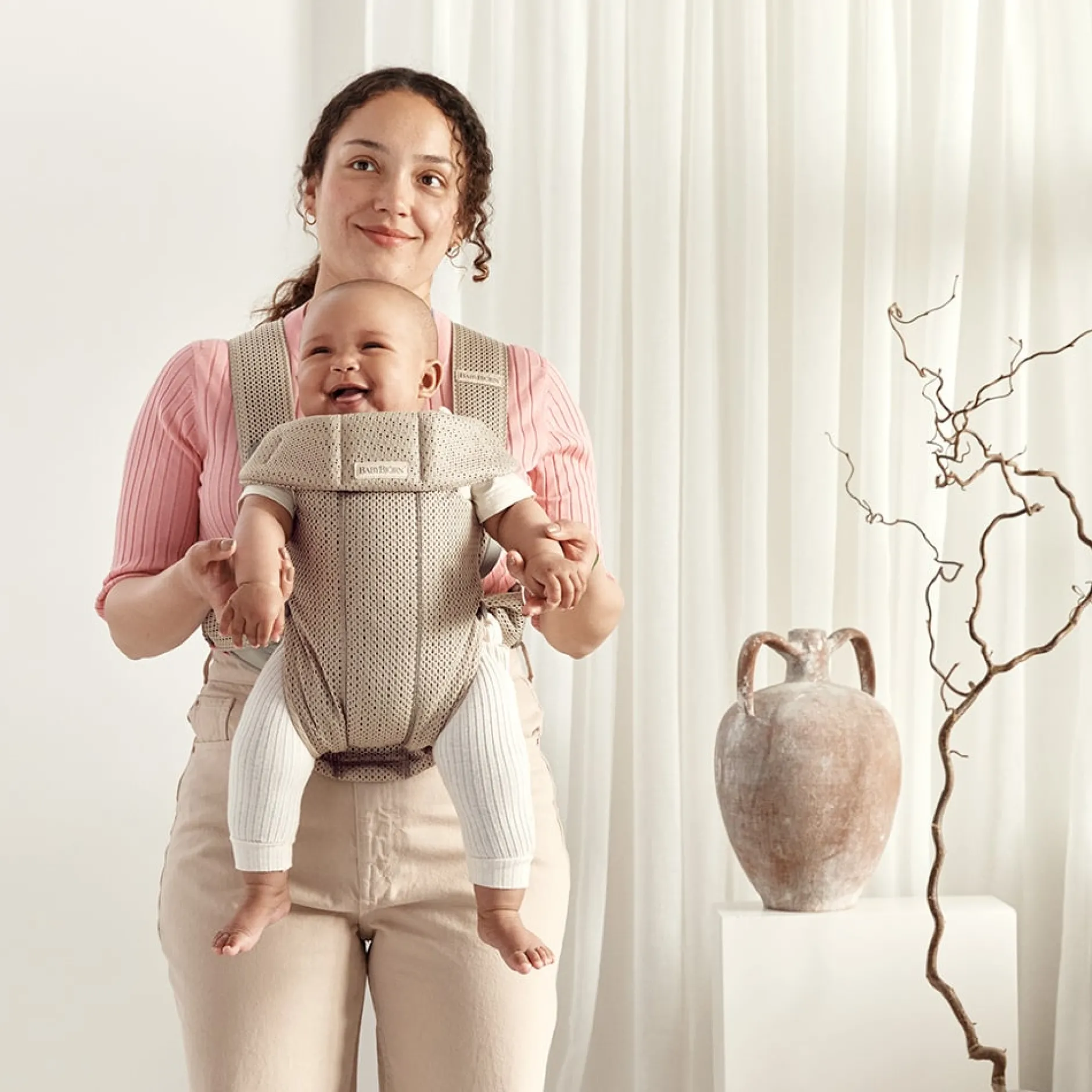 Porte Bébé Ventral|Tout Pour Vos Balades*BabyBjörn Porte-bébé Mini de Gris/Beige Mesh 3D