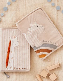Protège-Carnet De Santé*Noukies Protège carnet de santé en veloudoux de Dino
