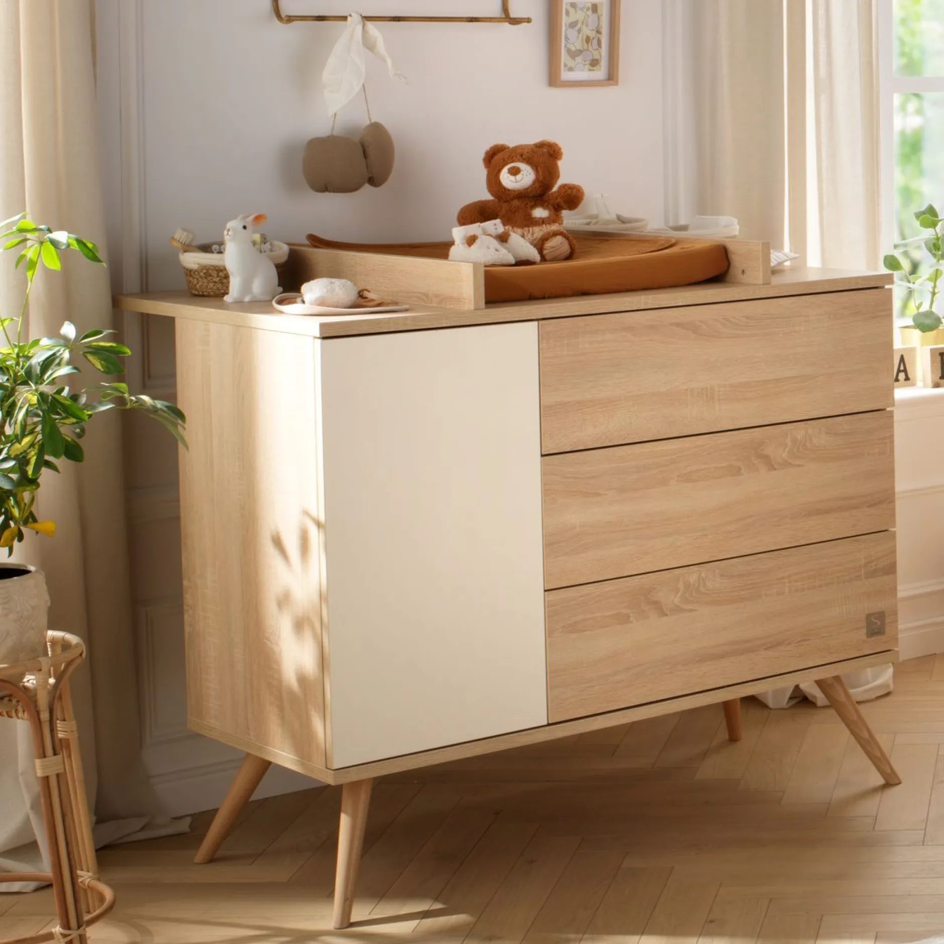 Commodes*Sauthon Baby's Sweet Home Seventies Commode de Chêne doré Vanille