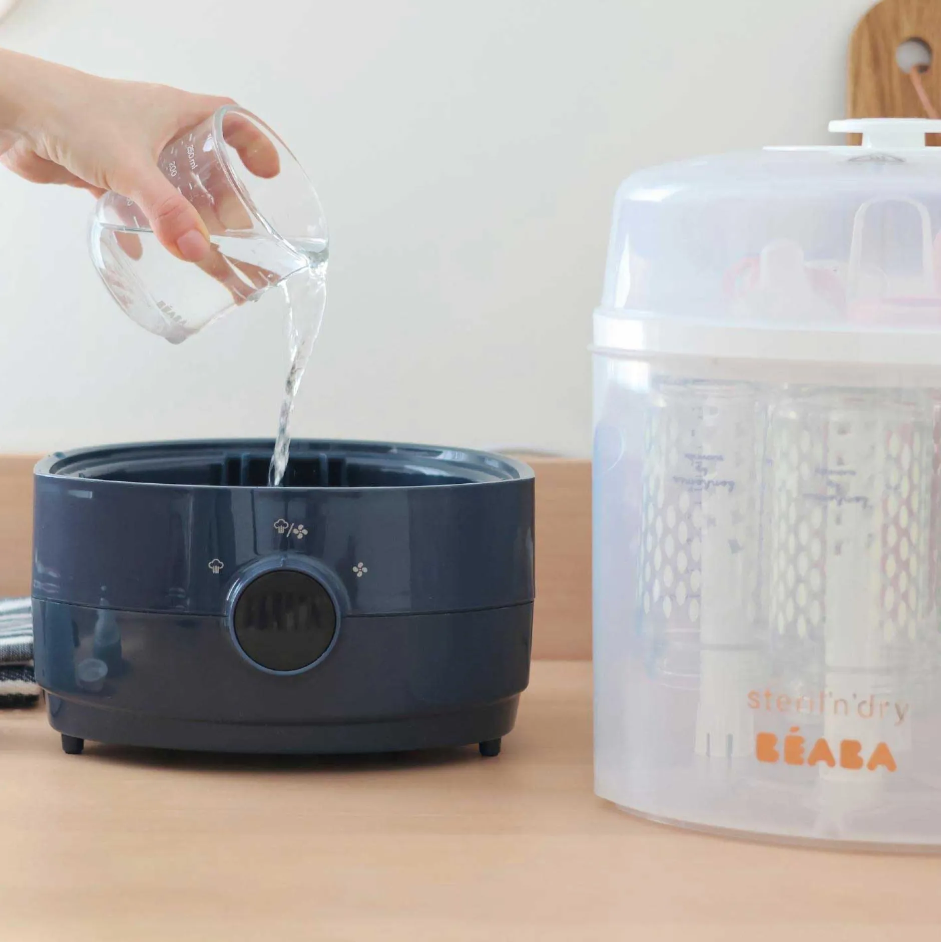 Stérilisateurs*Béaba Stérilisateur séchant 2 en 1 Steril n dry de Night Blue